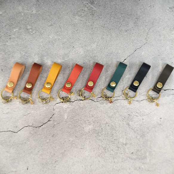 名入れ無料　シンプルキー飛行機チャーム付き　ネームタグ　アリゾナｋｅｙホルダー　お揃いで　新色　グレー追加 3枚目の画像