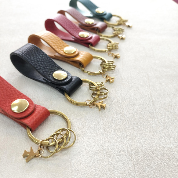 名入れ無料　シンプルキー飛行機チャーム付き　ネームタグ　アリゾナｋｅｙホルダー　お揃いで　新色　グレー追加 8枚目の画像