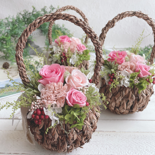 母の日】春色バスケット＊こぼれる花籠アレンジメント