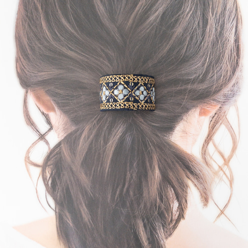 再販》183 インド刺繍リボンのカーブヘアゴム ❤︎ポニーフックに変更