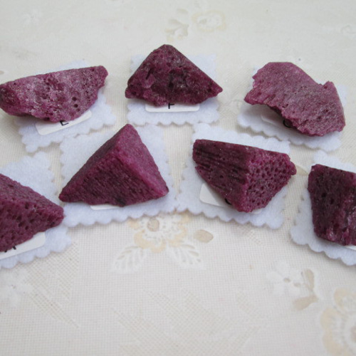 ルビー原石 ◇希少！！ルビー原石◇限定入荷！◇母岩付き濃厚ルビー◇ナチュラル