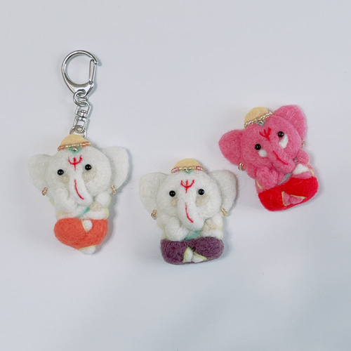 受注制作(夢をかなえる象ガネーシャさま)ブローチ／キーホルダーなど