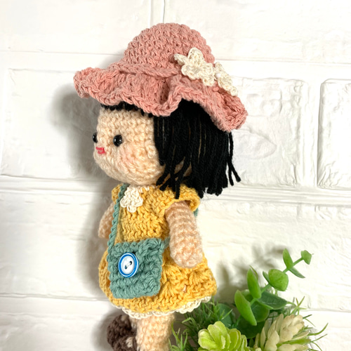 あみぐるみ・小さな女の子 (ちぃちゃん)・ぷっくりほっぺ・レトロ
