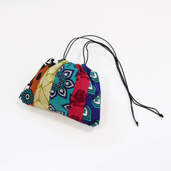 アフリカ布の巾着ショルダー（パッチワーク）斜めがけ たすき掛け インナーバッグ 1枚目の画像