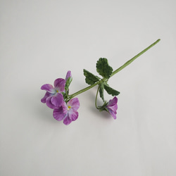 マノビオラ　パープル　粘土の枯れないビオラピック  樹脂粘土の花   送料無料 5枚目の画像