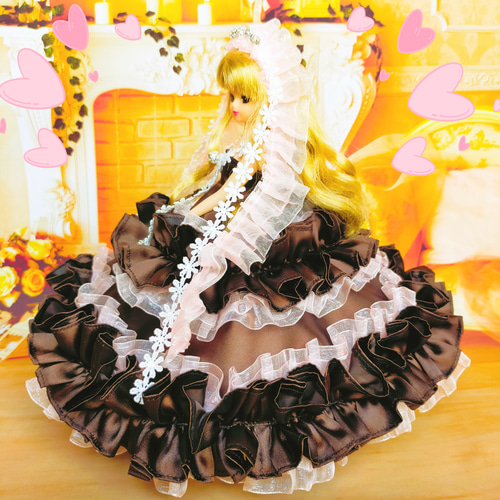 あ*ん様 リカちゃんハンドメイド服　春のふわふわドレス Antique flower collection〜 春のトレンドファッション🌷 #リカ