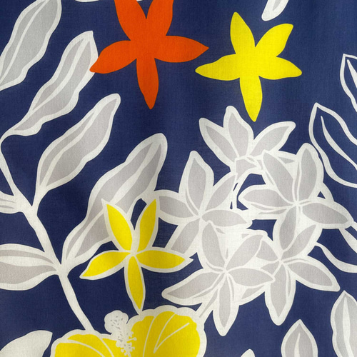 マルチクロス（大判スカーフ）｜トロピカルフラワー［ 正方形サイズ