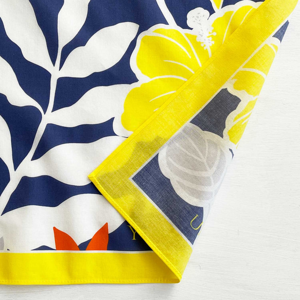 マルチクロス（大判スカーフ）｜トロピカルフラワー［ 正方形サイズ・コットン100％ ］ 7枚目の画像