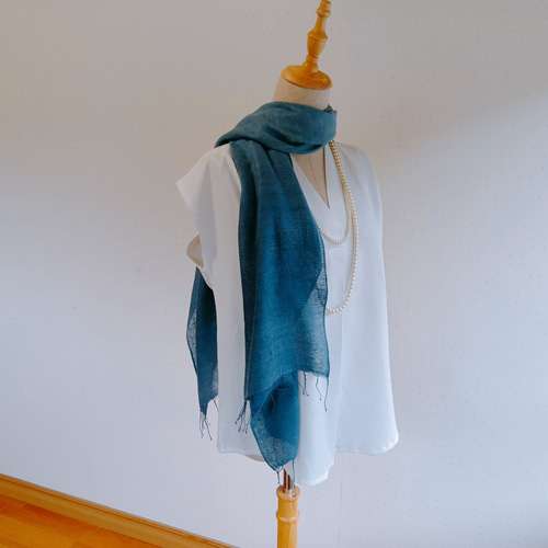 ラオス ＊ ストール シルク 絹 手織り 草木染め 手編み ストール