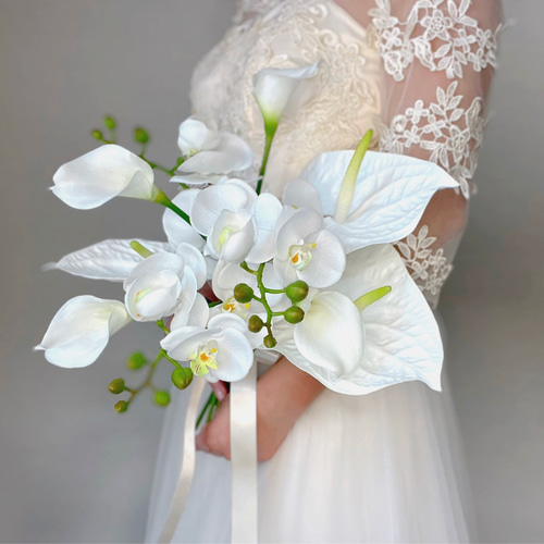ウエディングブーケ 造花 人気 春 白 胡蝶蘭 おしゃれ アンスリウム