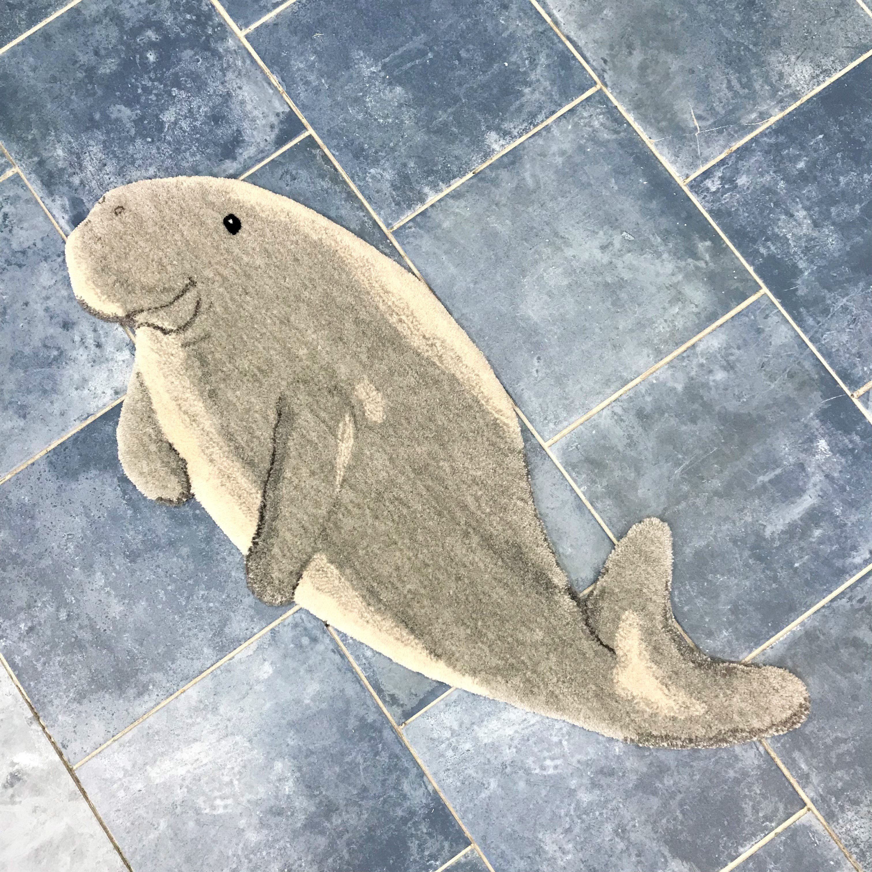 再々々販！《受注制作》おっとりなジュゴンのラグ