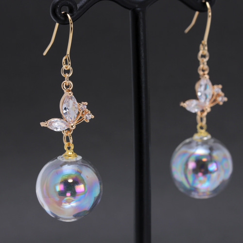 しゃぼんだま。ちょう(982) ピアス/イヤリング/ノンホールピアス/樹脂 
