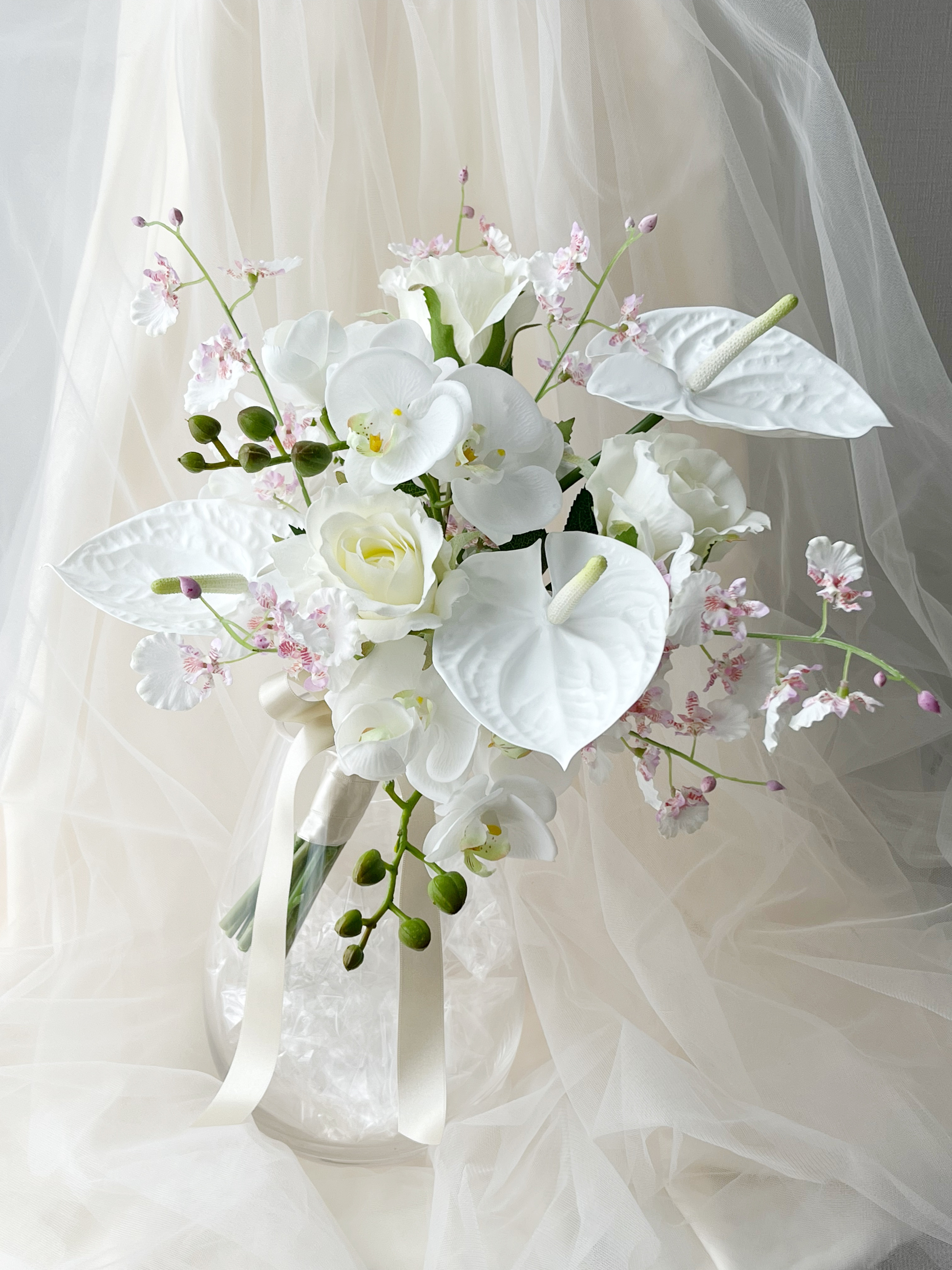 ウエディングブーケ 造花 春 白 オンシジウム bouquet おしゃれ きれいめ ブートニア
