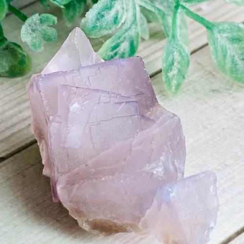 受験・勉強のお守り、ネガティブ解消】パキスタン産 フローライト 原石