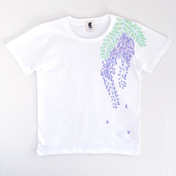 手描き藤の花柄Tシャツ ホワイト　手描きで描いた藤の花柄Tシャツ 3枚目の画像
