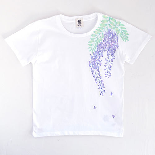 手描き藤の花柄Tシャツ ホワイト 手描きで描いた藤の花柄Tシャツ T