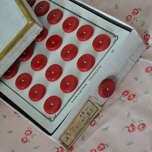 仏ヴィンテージ】レトロボタン6個セット。セレクト色々 ボタン  