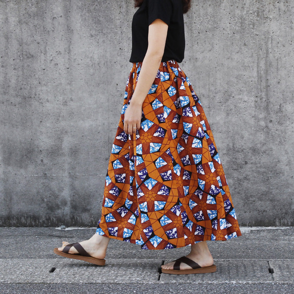 アフリカ布のロングスカート（アフリカンプリント）ロング・マキシ 3枚目の画像