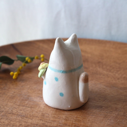 陶器で作った人形 ネコのマフィン  ( 花ポケット 2 ) 5枚目の画像