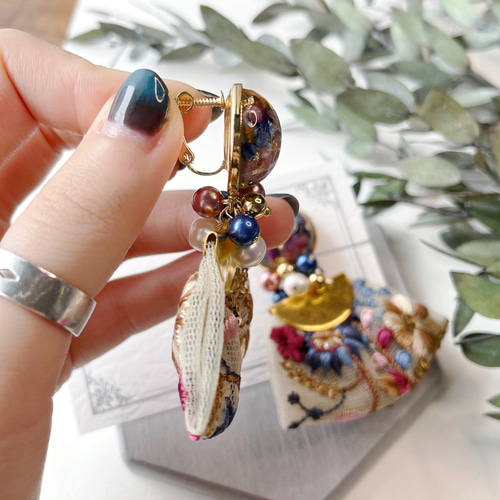 大ぶりチュールインド刺繍リボンタッセルイヤリング/ピアス