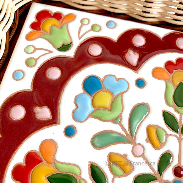 西班牙瓷磚方籃托盤“桌巾花酒” 第2張的照片