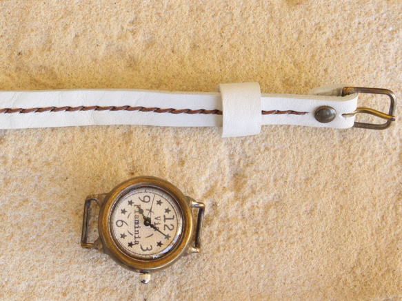 手作り腕時計　Via Flaminia(ホワイト & ホワイトシングル通しベルト) 6枚目の画像