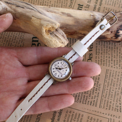 手作り腕時計　Via Flaminia(ホワイト & ホワイトシングル通しベルト) 4枚目の画像