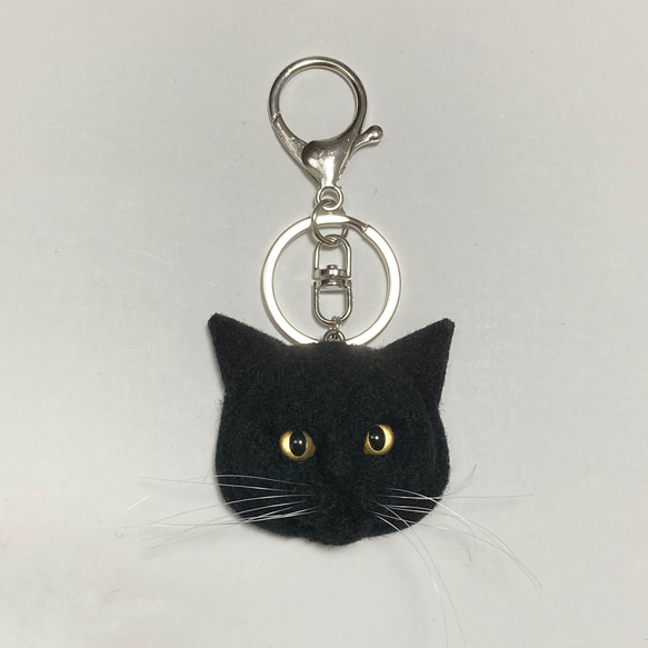 【りえ】 羊毛フェルト 猫 キーホルダー 羊毛フェルト 猫キーホルダー 黒猫 金眼 キーホルダー まめちま 通販
