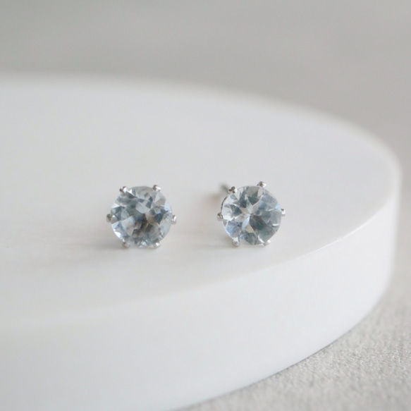 アクアマリン 一粒ピアス ４ｍｍ　3月誕生石　サージカルステンレス　金属アレルギー対応　天然石　つけっぱなし　小粒　 8枚目の画像