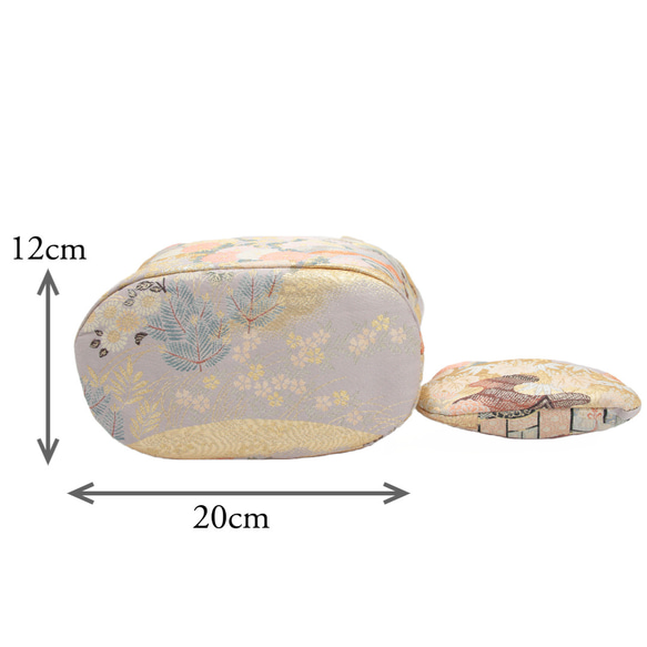 新作  御所車文様のハンドバック　がまぐち口がねポーチ付き　着物の和装小物、普段遣いにも 卒業式・入学式　ギフト 5枚目の画像