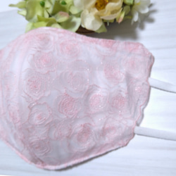【送料込み】 不織布マスクカバー ピンク 薔薇刺繍 ラメ 刺繍   バラ 肌に優しい 4枚目の画像