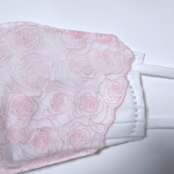 【送料込み】 不織布マスクカバー ピンク 薔薇刺繍 ラメ 刺繍   バラ 肌に優しい 2枚目の画像