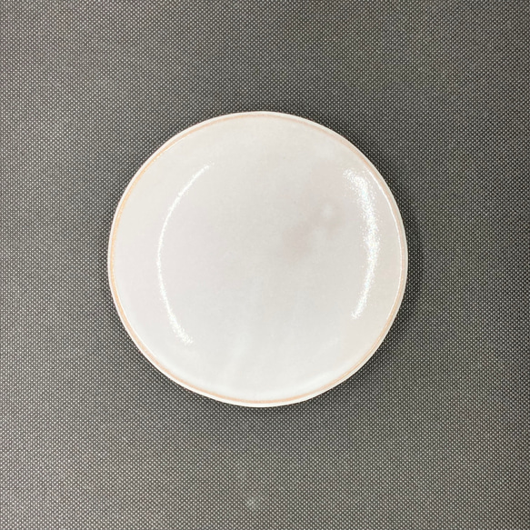 【ご予約者様専用】植木鉢　〜やわらかな白色・受け皿付き〜 12枚目の画像
