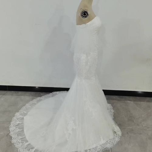 ヴィクトリアンレース刺繍ドレス 豪華！カラードレス 虹色 プリンセスライン 花モチーフ 3D立体