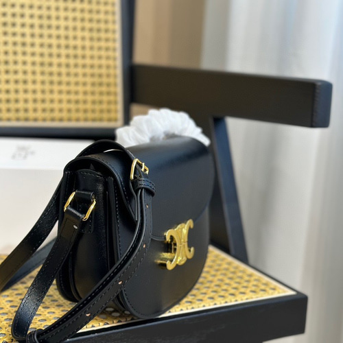 セリーヌ CELINE ショルダーバッグ バッグ CELINE セリーヌ ショルダーバッグ Medium Besace ミディアム