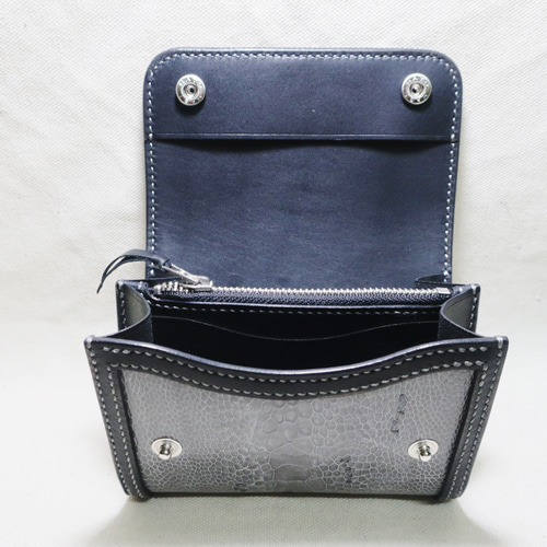 オーストレッグ ダチョウ革 長財布 革財布 未使用品 2025年最新】Yahoo!オークション -オーストレッグ 財布の中古品