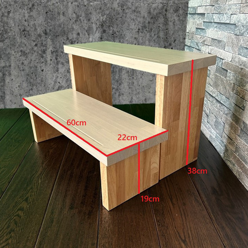 階段屋が作った踏み台 ペット階段にも使えるよ 花台にも使えるよ