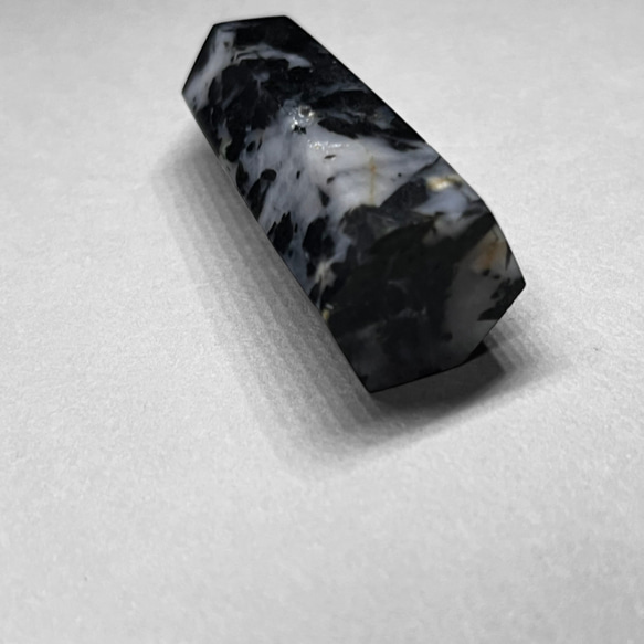 black tourmaline in quartz point / ブラックトルマリンインクォーツポイント：ブラックB 3枚目の画像