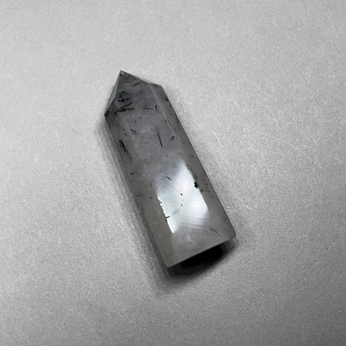 black tourmaline in quartz point/ブラックトルマリンインクォーツ