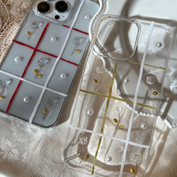 スマホケース  iPhoneケース〝チェックとチューリップ〟 12枚目の画像