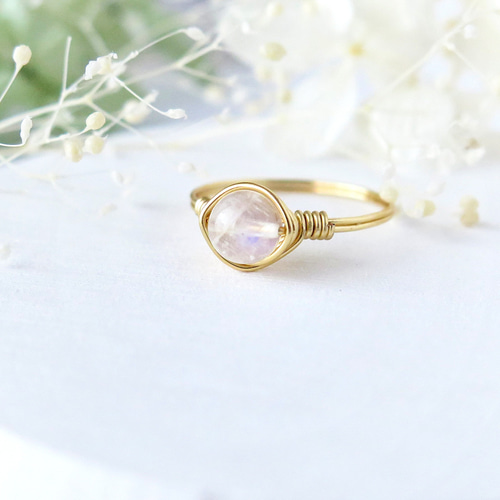 ラピスラズリとブルームーンストーンの14kgfワイヤージュエリー