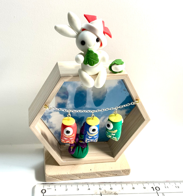 ☆鯉のぼりとうさぎちゃんケース飾り　樹脂粘土　置物　5月の節句　子供の日 2枚目の画像