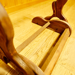 【限定１台】手作り木工　木製ウクレレスタンド（オイルステイン仕上げ） ３本掛け 7枚目の画像