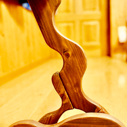 【限定１台】手作り木工　木製ウクレレスタンド（オイルステイン仕上げ） ３本掛け 8枚目の画像