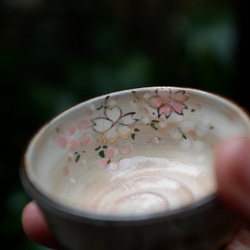ぐい呑み　桜（B）　陶器　京焼　 2枚目の画像
