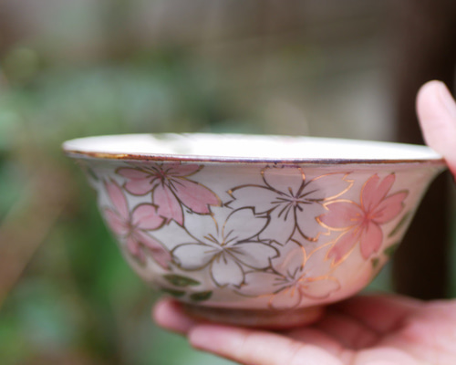 京焼　紫塗さくらご飯茶碗 ご飯茶碗 桜 白とピンク・金彩 陶器 京焼・清水焼 茶碗・めし碗 Shun