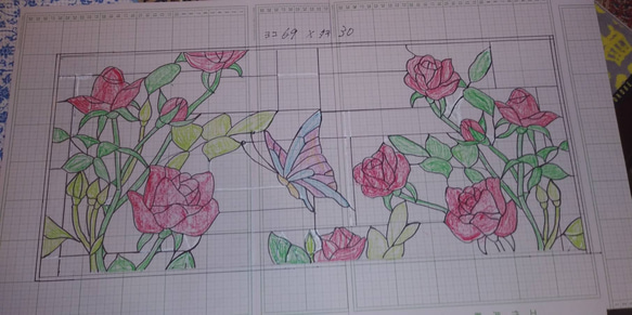 久美ちゃん様オーダー品専用　ステンドグラス　赤い薔薇と蝶のパネル 1枚目の画像