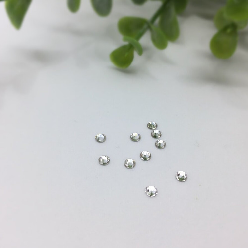 癒やしカラーで心もリラックス、緑色の紙の花ピアス/イヤリング ピアス