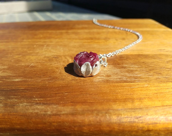 ルビー薔薇の銀細工 一点もの ネックレス・ペンダント Porte silver