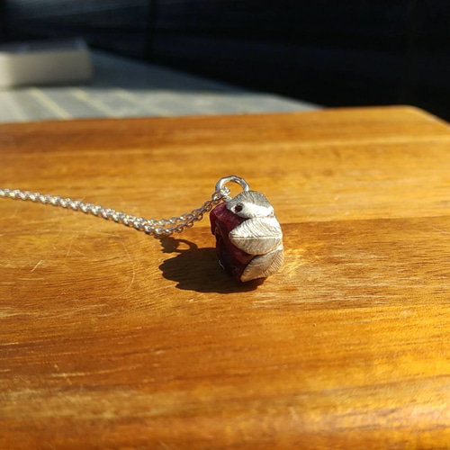 ルビー薔薇の銀細工 一点もの ネックレス・ペンダント Porte silver